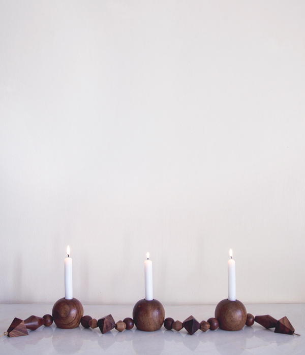 Wood_Beads_Tabletop_Candleabra_Online_Store